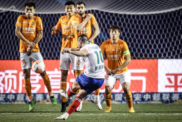 邦本宜裕破门+拥抱徐正源，陈彬彬送助攻，铁人1-1扳平国安